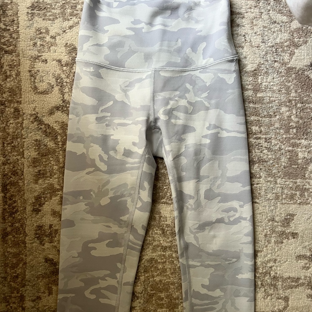 Lululemon leggings